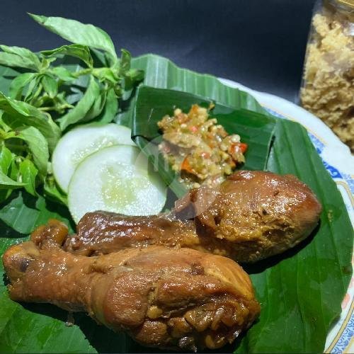 Ceker Bakar menu Ayam Bakar Ayem Tentrem Pak Di, Laweyan