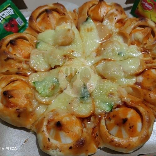 Pizza Dumpling Cheese D22cm menu Adzkia Pizza, Singosari