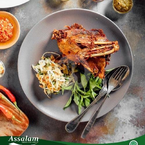 Review Menarik Warung Bebek Goreng H. Slamet di Surabaya: Kuliner Otentik yang Wajib Dicoba