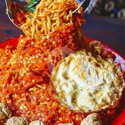 Review Seblak Cak Yasin: Nikmati Sensasi Pedas yang Menggoda di Probolinggo