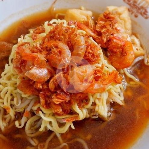 Lontong Mie Jumbo menu Lontong Mie Babah 'HOI', Tambaksari