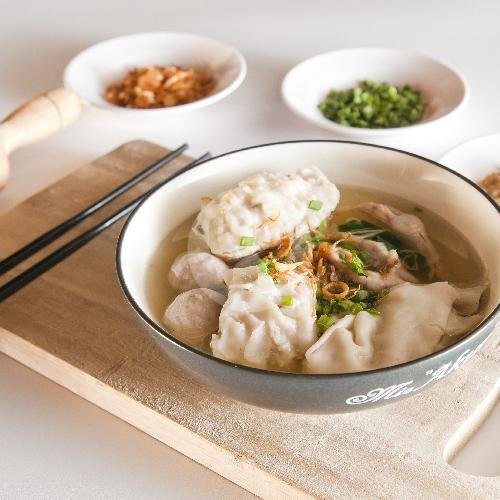 Bihun Special menu Baso Akup, Cijagra