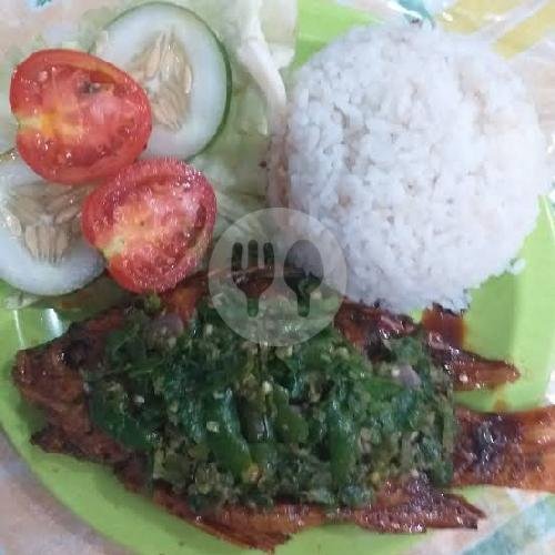 Nasi + Lele GORENG Bumbu menu Ayam Bumbu Tulang Lunak Cabe Ijo Uni Zarmi 2, Komp Home Ketileng Utama