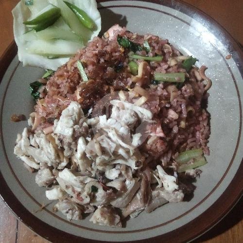 Nasi Goreng Mawut Ekstra Topping Ampela Hati menu Kawi Jaya Nasi Goreng, Bumiaji