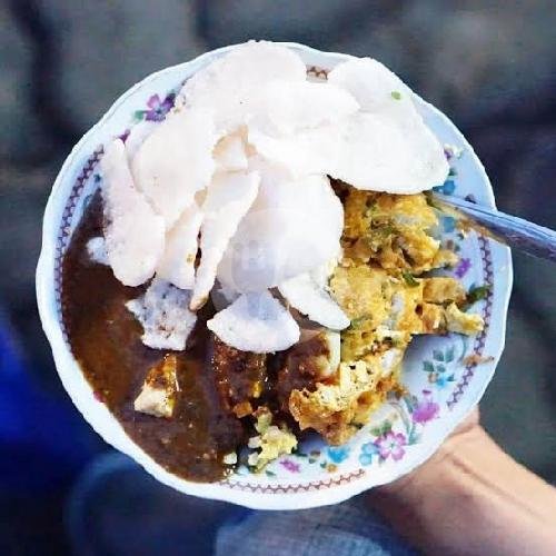 Lontong Tahu Kecap Jumbo menu Tahu Tek Moker 70, Taman