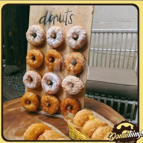 Black Crispy Choco On Top menu Donuthing Cirebon By Baim Wong