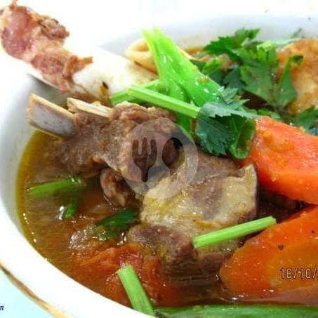 Sop Kambing Daging menu Sop Kui Sen, Gajah Mada