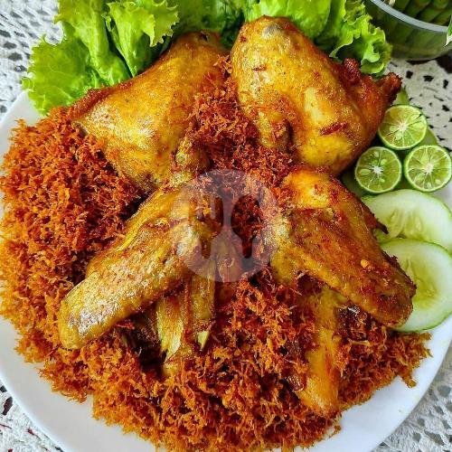 Nasi Ayam Kremes + Tempe Tahu Kremes menu Ayam Geprek dan Kremes Warunk Idola, Sendowo