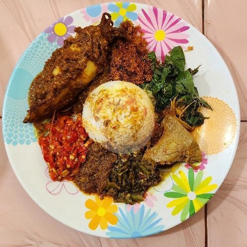 Nasi Ayam Goreng Kremes menu RM Ampera Putra Bungsu, Dr Wahidin