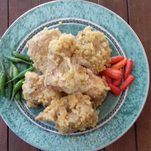 Review Pentol Pedas BeSatu: Pengalaman Makan Seru di Malang
