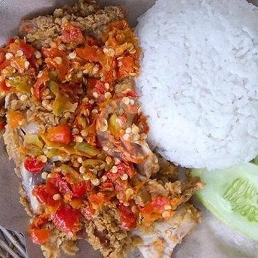 Nasi Goreng Telur menu Burjo Pasundan, Klitren
