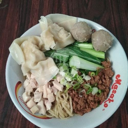 Bakmi Halus Ayam Pangsit Goreng menu Bakmi Ksu, Garuda