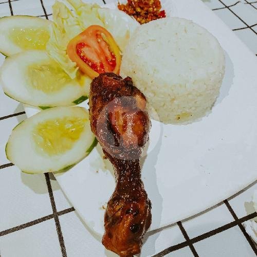 Nasi Kepala Goreng Bumbu Bakar menu Sumber Rasa Resto, Banjarsari