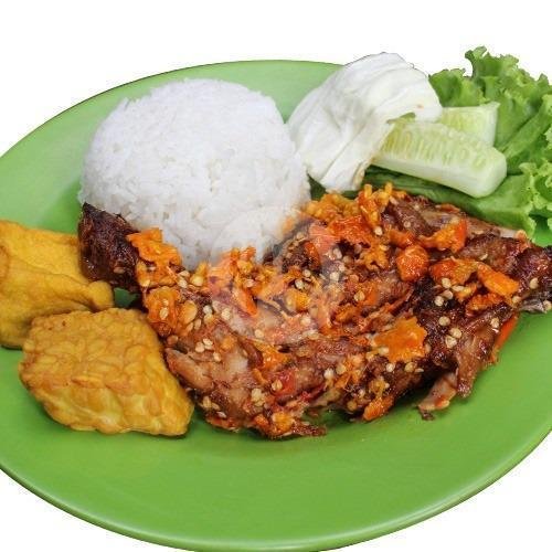 Paket Nasi ayam kremes tahu menu Ayam Bakar Mas Mono, Pasar Minggu