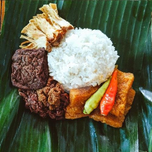 Nasi Gudeg Krecek Ayam Suwir + Tahu menu Gudeg Yu Narni, Jalan Magelang