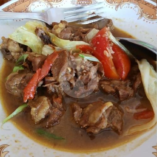 Rica Balungan Kambing + Nasi menu Ayam Kremes Tulang Lunak Mari Nyabe, Ambarbinangun