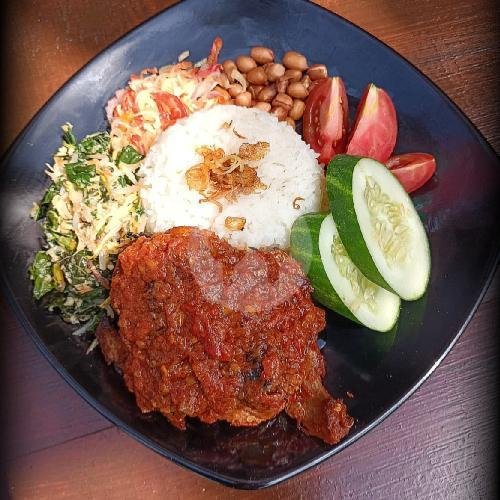 nasi kuning menu Paon Pak Yan, Blimbing
