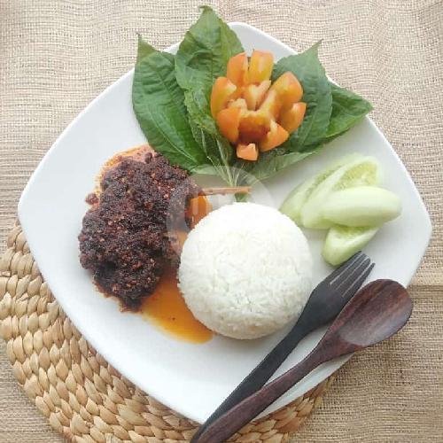 Review Nasi Uduk dan Nasi Bebek Spesial Ibu Juju Kuningan: Pengalaman Kuliner yang Menggugah Selera di Cipayung