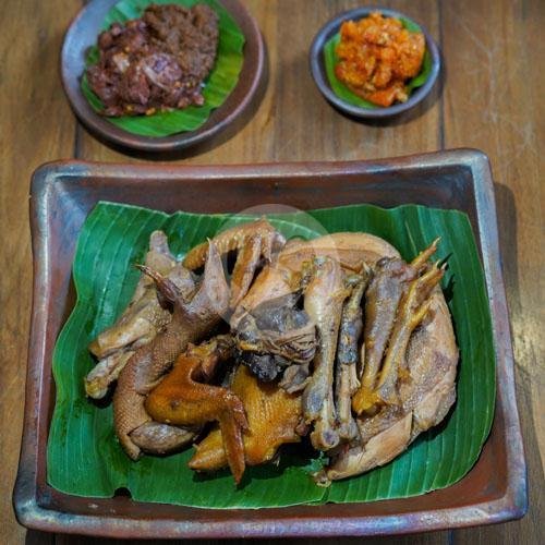 Review Gudeg Yu Djum: Surga Kuliner di Kaliurang, Yogyakarta