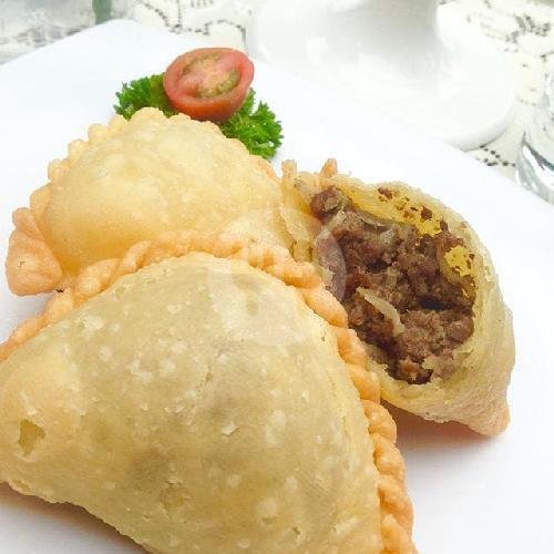 Pastel Apel (Ready To Eat/Goreng) menu Yasmine Pastel, Reog 4