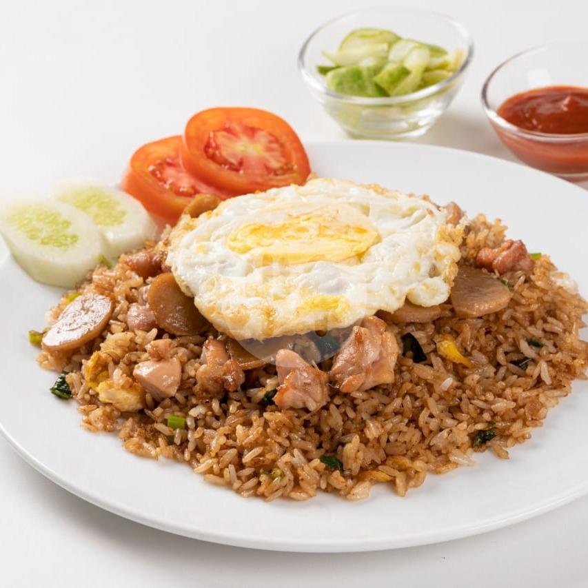 Nasi Goreng Ikan Asin menu Mie Jempol Batavia, Kelapa Gading