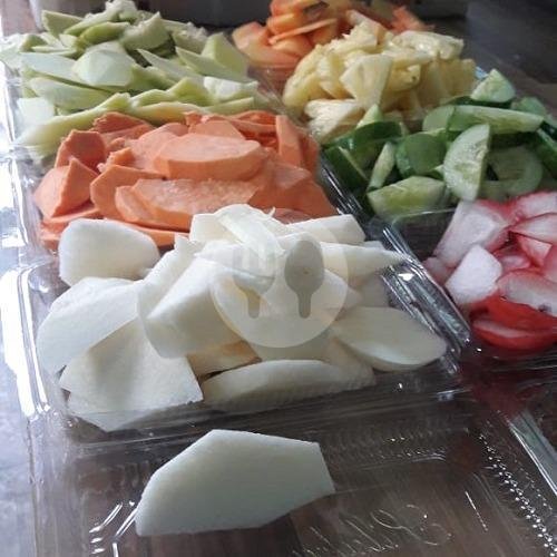 Rujak Potong Komplit menu Rujak Uleg Anti Galau, Pondok Bambu