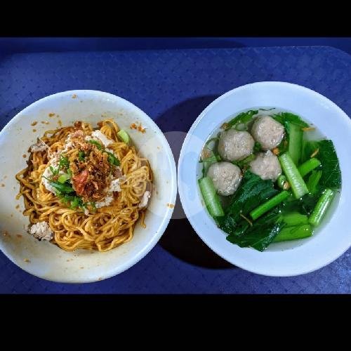 Yamin Manis + Baso + Pangsit menu Mie Baso Mas Ano, Soreang