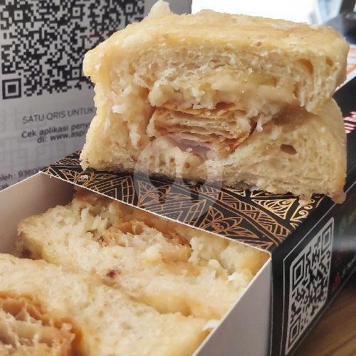 Roti Bakar Puff Pastry Nutella menu Robakus Pahlawan