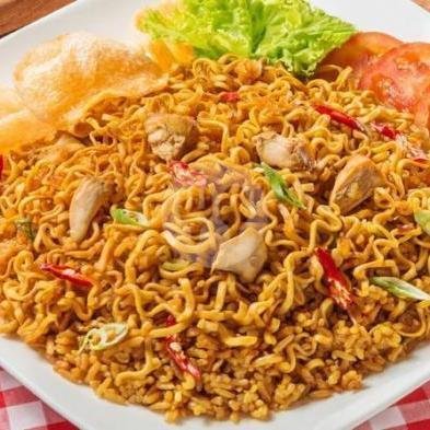 Mie Goreng Spesial menu Nasi Goreng Mas Lim, Permata