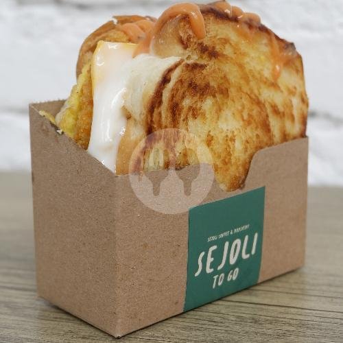 Egg Beef Spicy Toast menu Sejoli Coffee, Citeureup