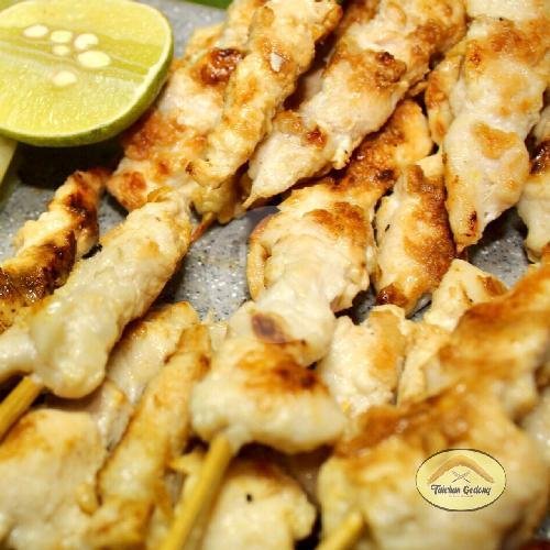 Paket Komplit Kulit Goreng Crispy menu Taichan Gedong, Makasar