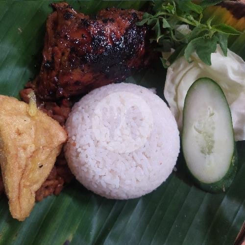 Cumi Cryspi menu Samcow Ayam Lele, Sambel Nila Udang Cumi Sedayu