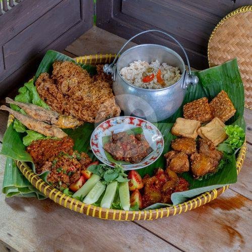 AYAM GORENG menu Srasadesa, Kartoharjo