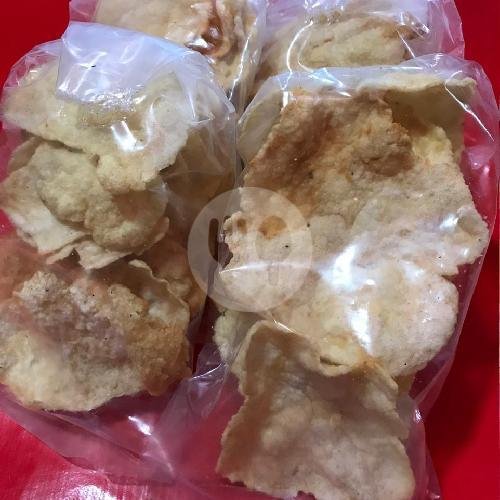 Kerupuk Kulit menu Tiga Saudara Sop Kaki Kambing dan Sate Kambing Pak Dudung, Kalibata