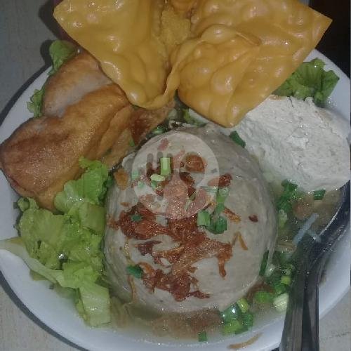 Mie Ayam menu Bakso Urat Virgo, Ngadilangkung