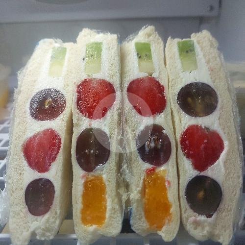 Chessee Cake Oreo Lumerrr menu Salad Buah dan Es Jelly Kudew, Kemayoran