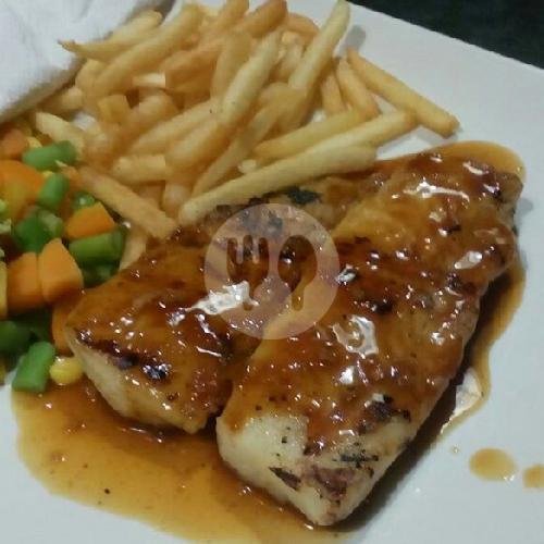 Buntut Bakar Hotplate (special Menu) menu Blackpepper Resto & Cafe, Maulana Yusuf