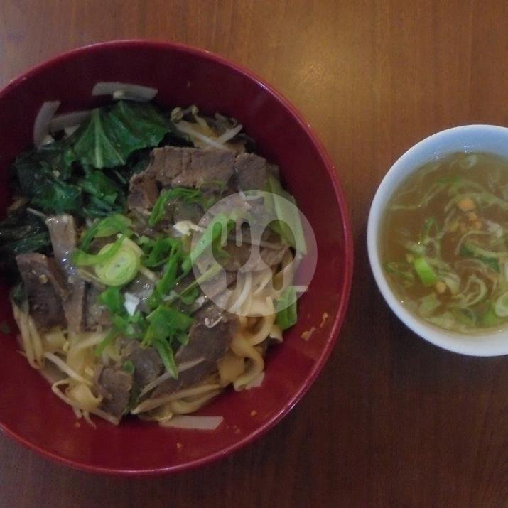 Bakmi Kuah Sapi menu Kwetiau Sapi Aciap, Cikajang