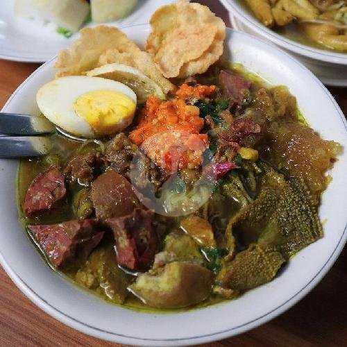 Soto Sapi Campur menu Soto Gurih Sarimbit, Kacapiring