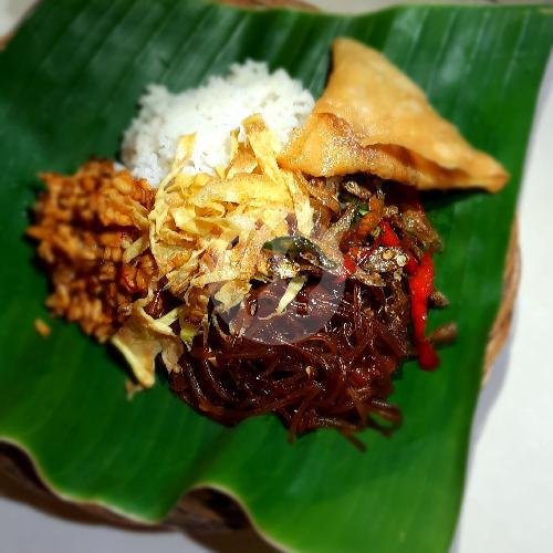 Nasi + 3 Macam Lauk menu Nasi Langgi Pak Man, Mlati
