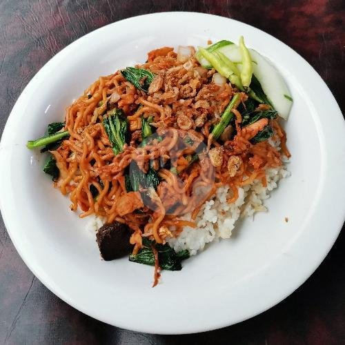 Review Seru Nasi Goreng Telkom: Kuliner Enak dan Kebersihan Unik di Sidoarjo