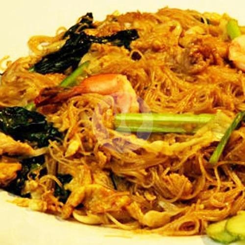 Bihun Goreng menu Garden Hill Restaurant, Gombel