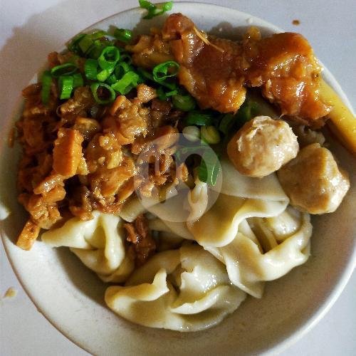 Pangsit Ayam menu Mie Ayam Teman, Larangan
