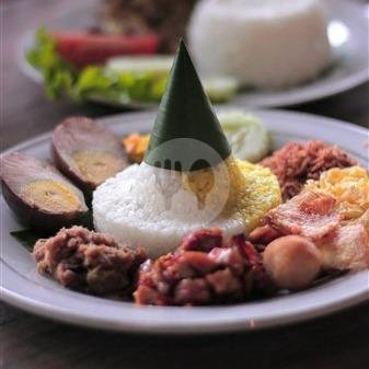 Nasi Ayam Rempah (potong) menu Tumpeng Solo, Banjarsari