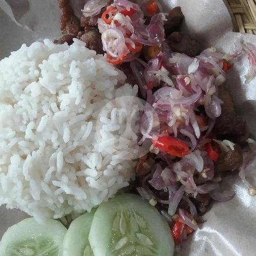 Babi Goreng Sambal Matah(tanpa nasi) menu Warung Seruni Masakan Bali, Sukun