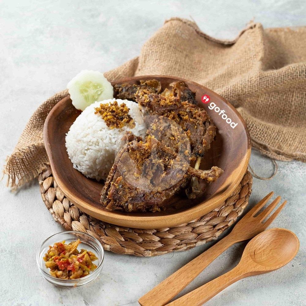 Nasi Putih + Bebek Goreng menu Bebek Sinjay, Singosari