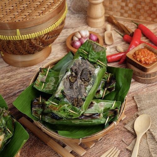 Nasi Bakar Paru Sambal Ijo Jumbo menu Nasi Bakar Kedai Sriti, Sawojajar