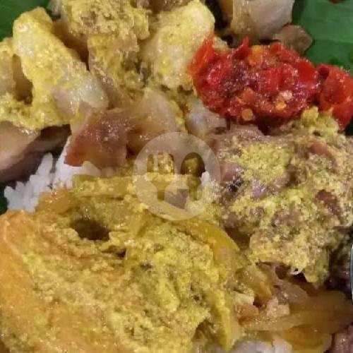 Lontong Opor menu Nasi Gudeg Atau Liwet Mbak Klana, Simpang Lima