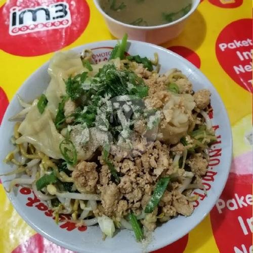 Mie Ayam Pangsit menu Mie Ayam Bangka Angit, Cipinang Jaya