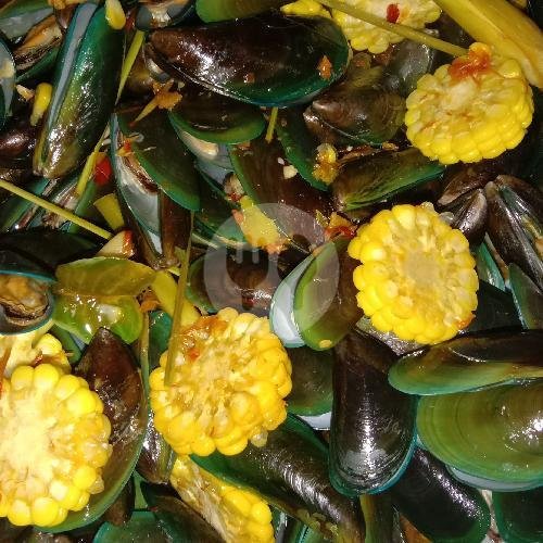 Nasi Kepala Ayam Goreng Rempah menu Waroeng 729